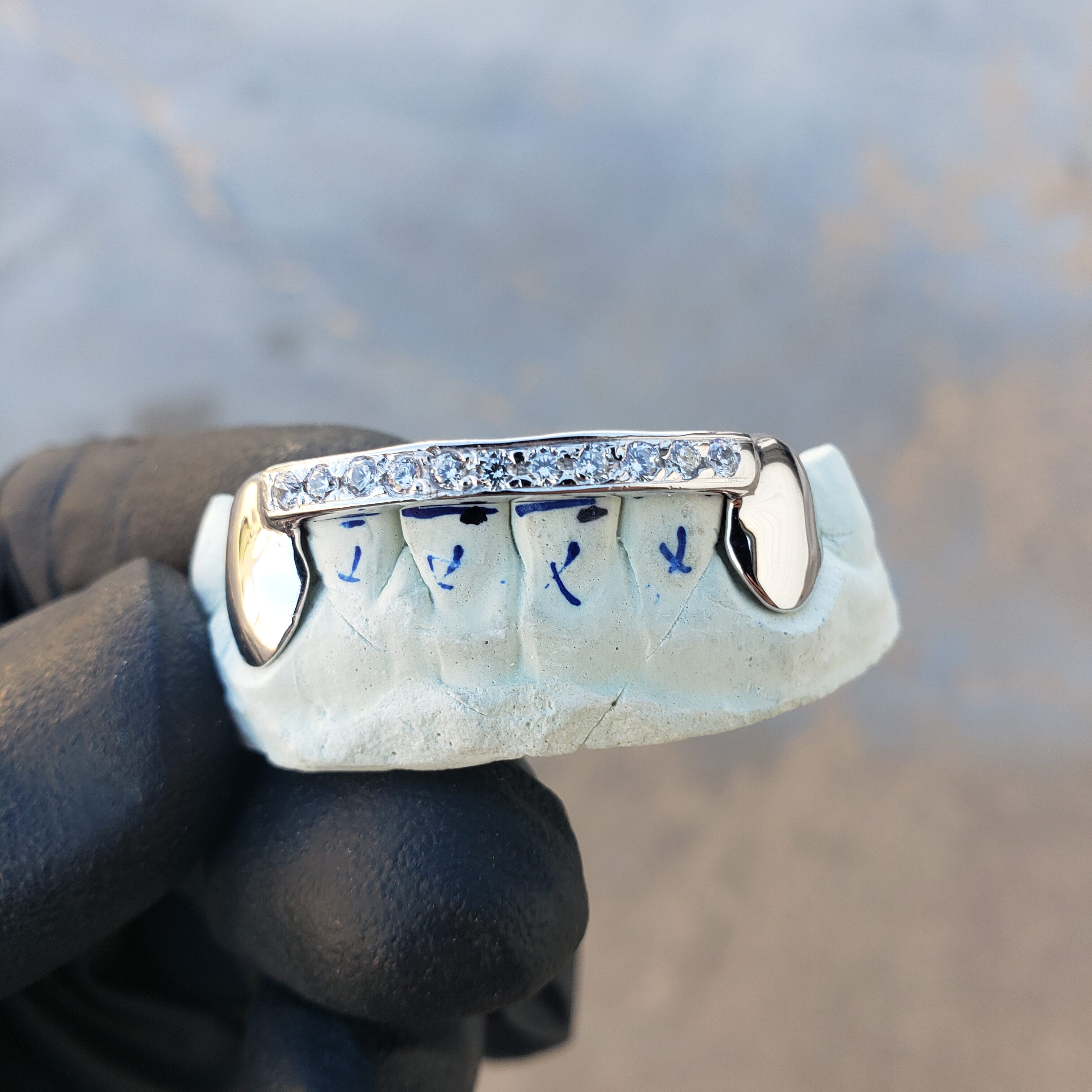 White Gold Solid K9 Top Diamond Bar Bottom Grillz GotGrillz