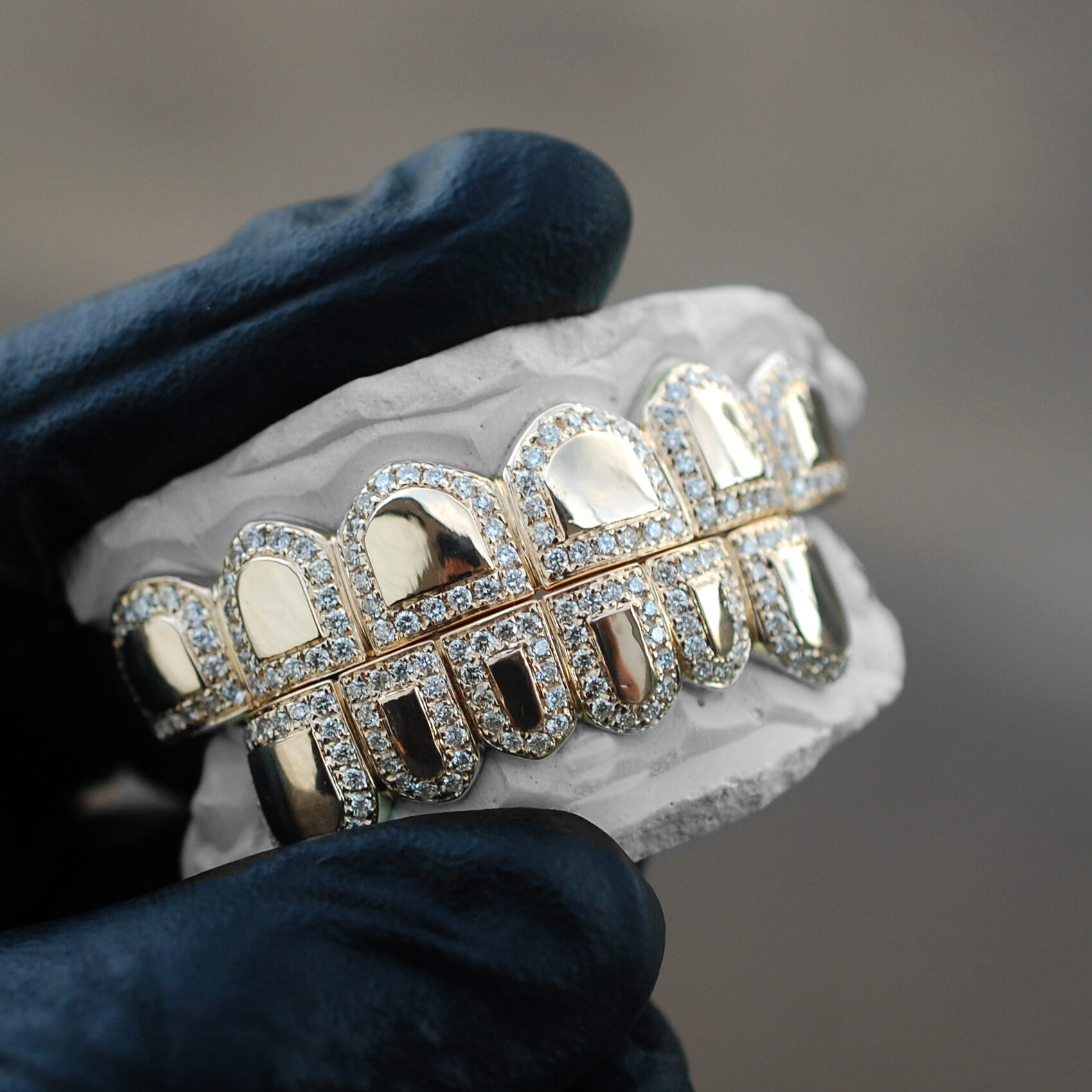 Yellow Gold Diamond Outline Border Solid Center Grillz GotGrillz