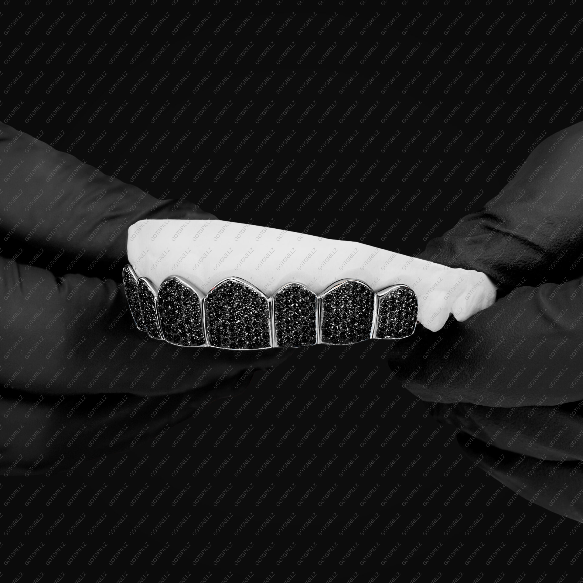 Handset Black Moissanite Honeycomb Zig Zag Gold Grillz - GotGrillz