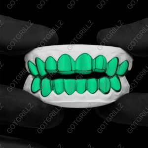 Emerald Green Polished Solid Classic Grillz