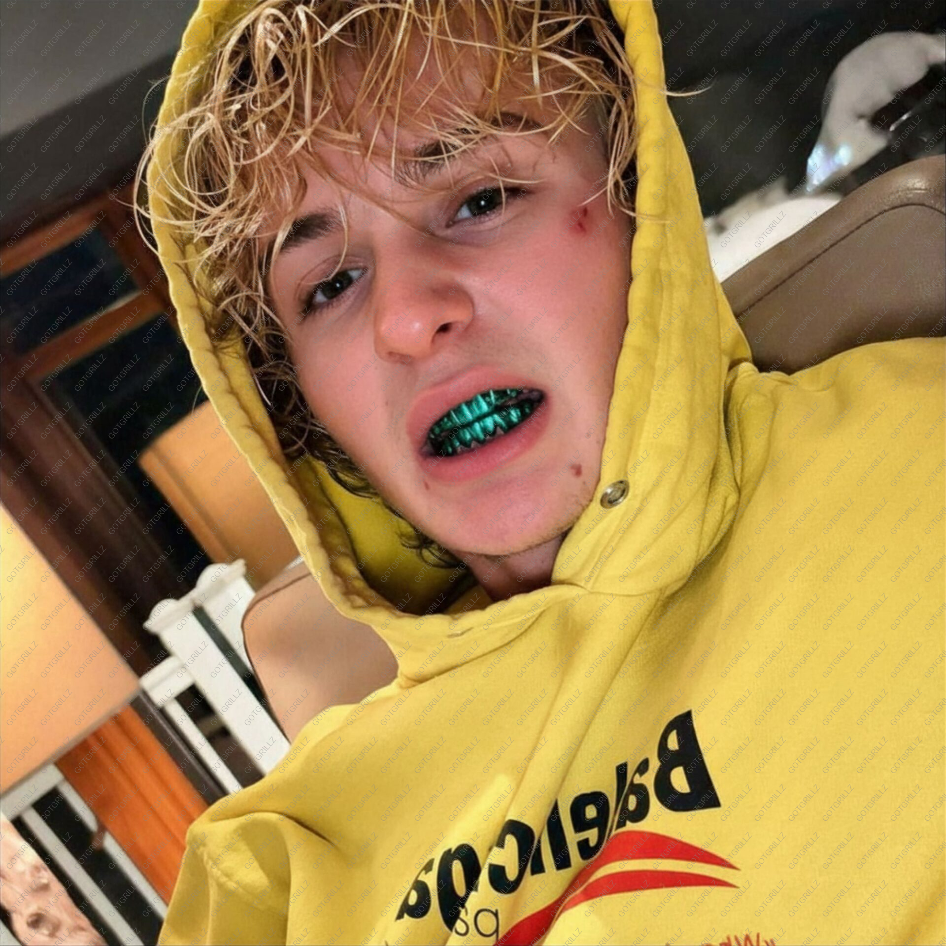 Emerald Green Polished Solid Classic Grillz