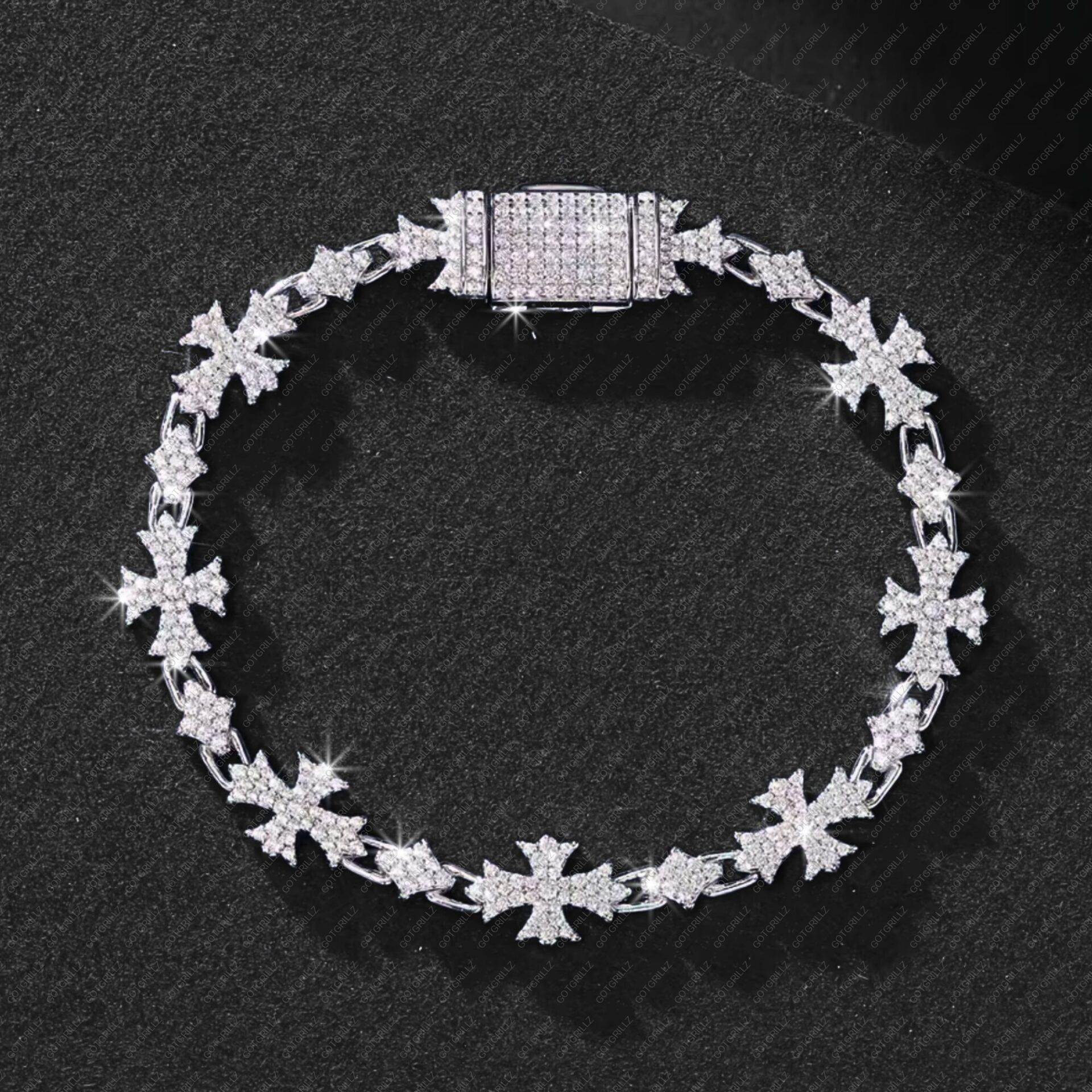 925 Sterling Silver Moissanite Gothic Cross Link Bracelet