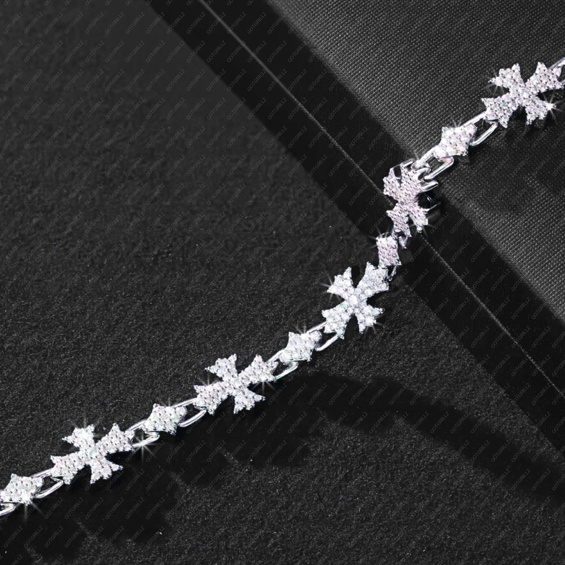 925 Sterling Silver Moissanite Gothic Cross Link Bracelet