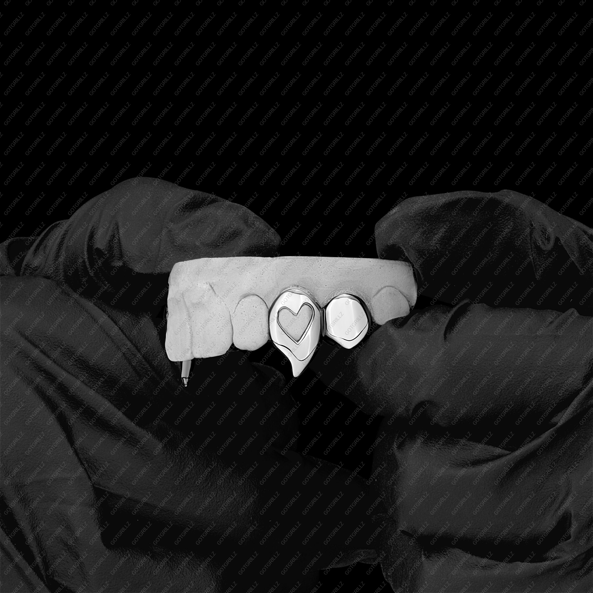 Gold Heart Cut Out Vamp Grillz
